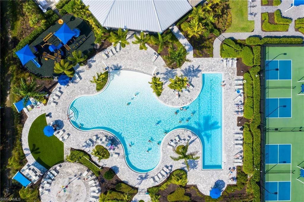 3447 Manati Ct, Cape Coral, FL 33909 Photo