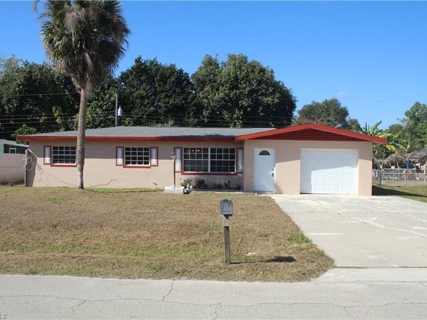 382 Ottumwa AVE, FORT MYERS, FL 33905