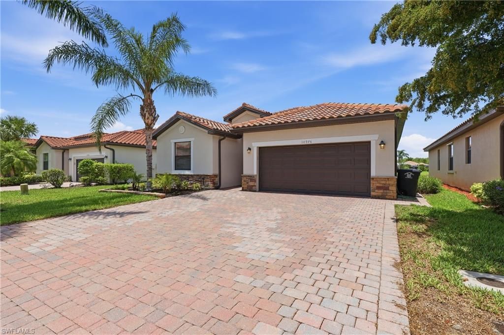 10976 Cherry Laurel Dr, Fort Myers, FL 33912 Photo
