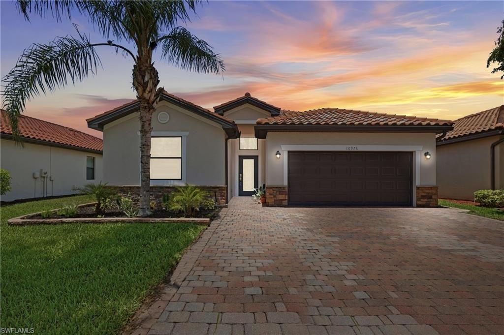 10976 Cherry Laurel Dr, Fort Myers, FL 33912 Photo