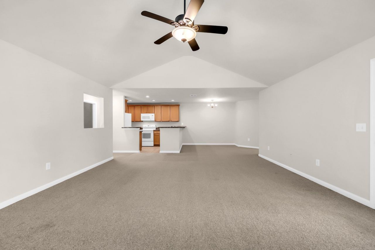 4645 Fringetree Dr. Photo 15