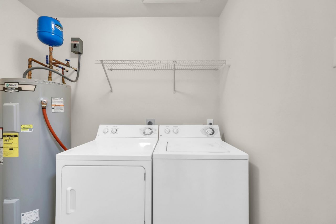 4645 Fringetree Dr. Photo 20