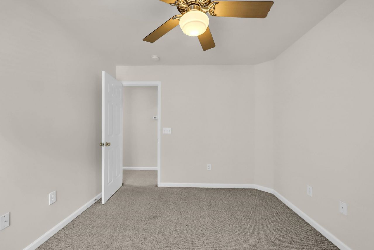 4645 Fringetree Dr. Photo 23