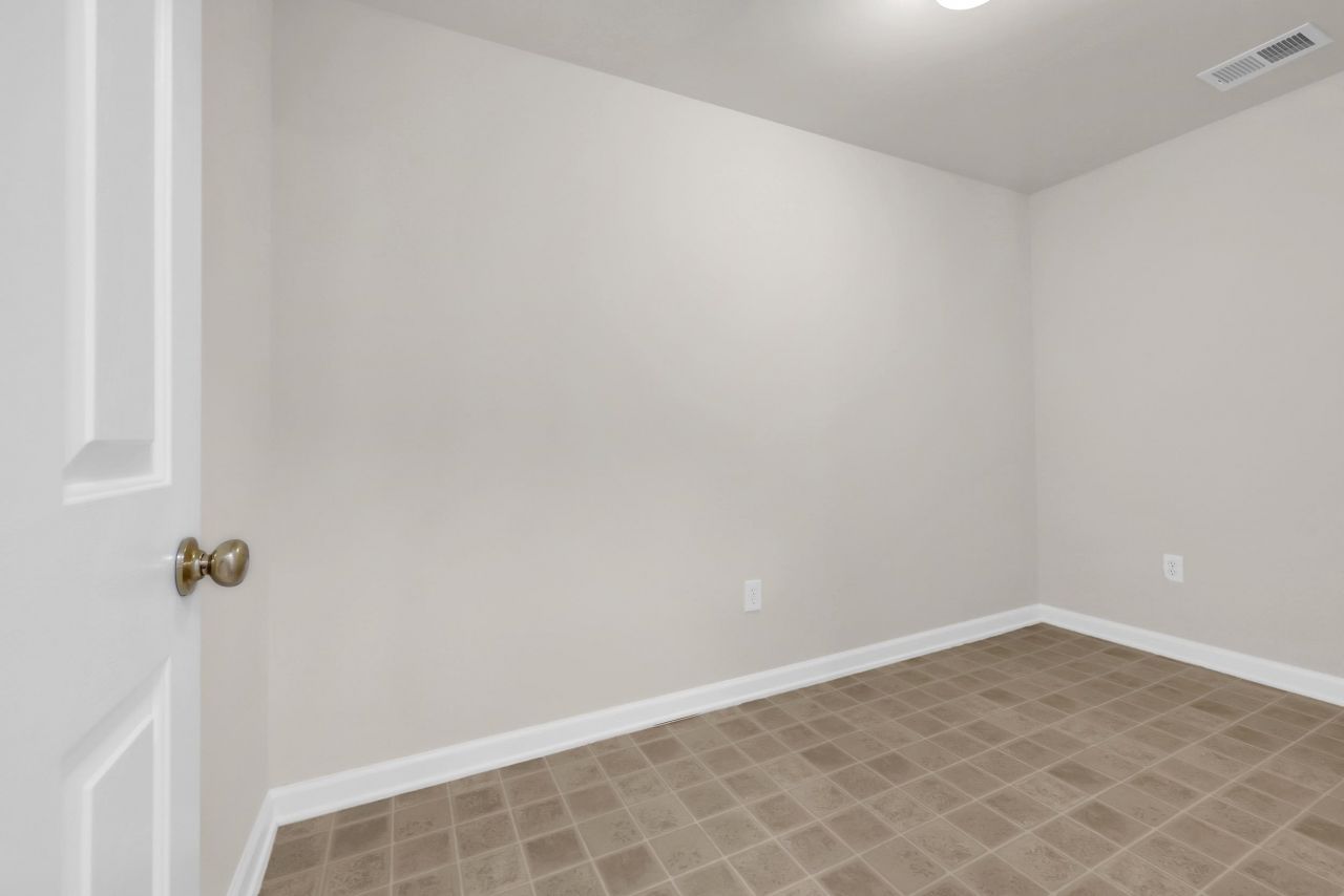 4645 Fringetree Dr. Photo 32