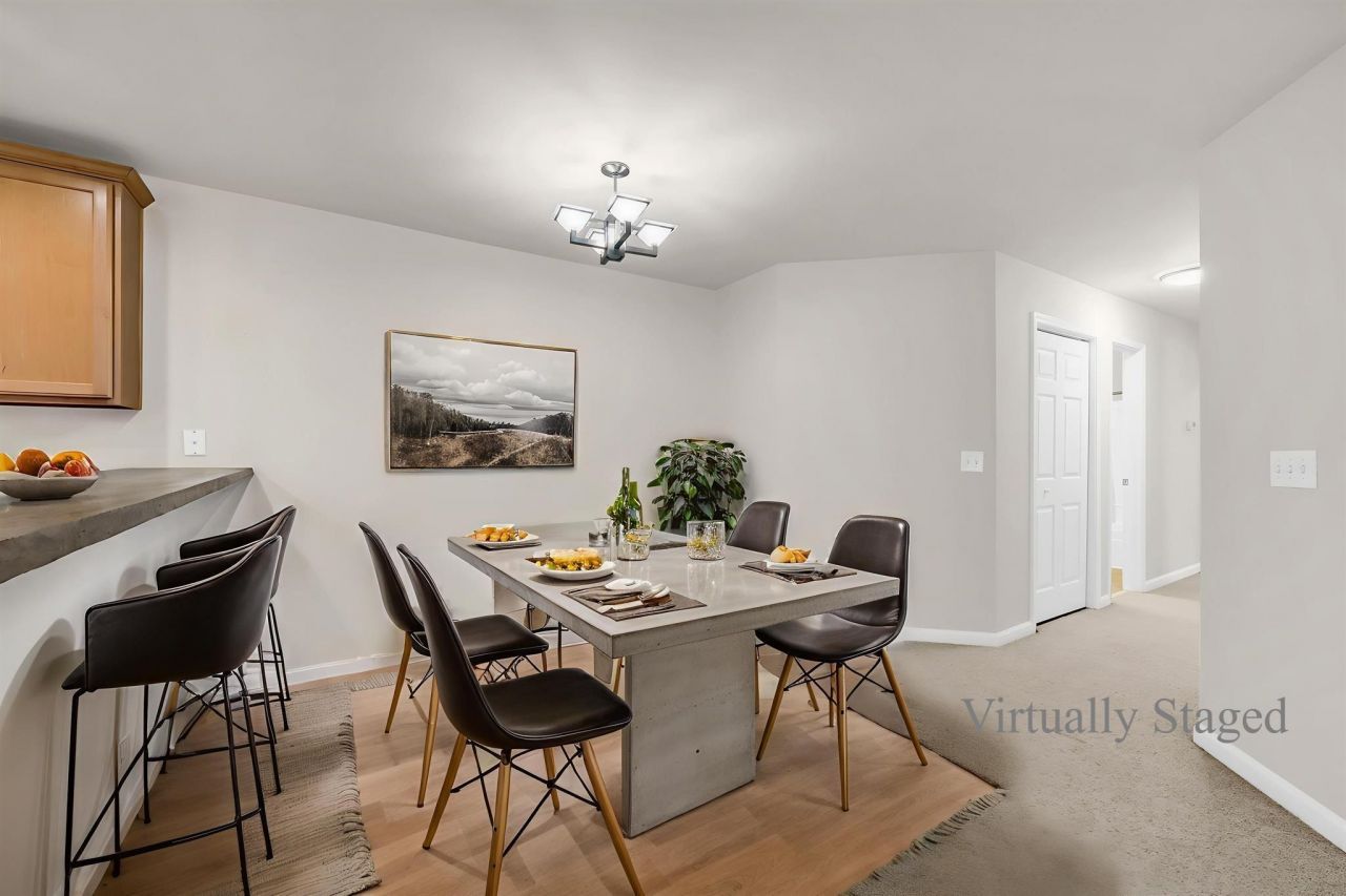 4645 Fringetree Dr. Photo 9