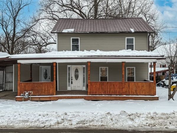 395 Main Street, Waterford, OH 45786