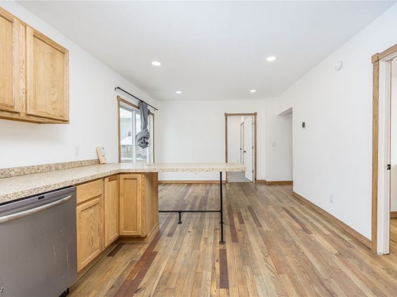 395 Main Street, Waterford, OH 45786 Photo 11