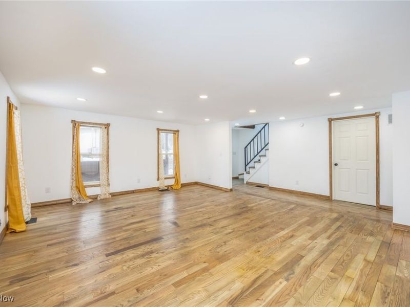 395 Main Street, Waterford, OH 45786 Photo 5