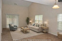 174 Stanley Court photo 4