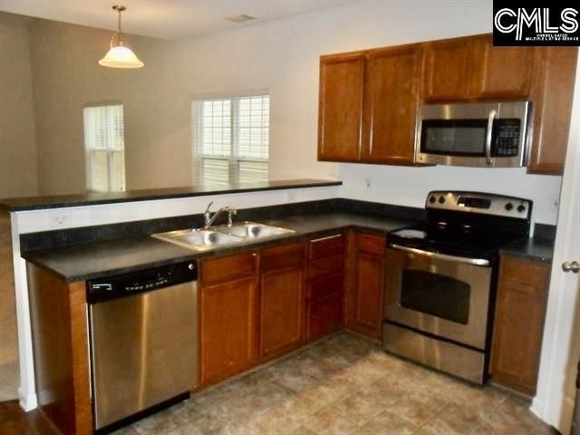 174 Stanley Court Photo 5