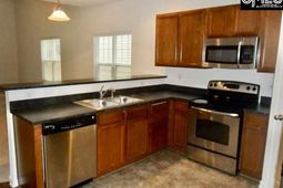 174 Stanley Court photo 4