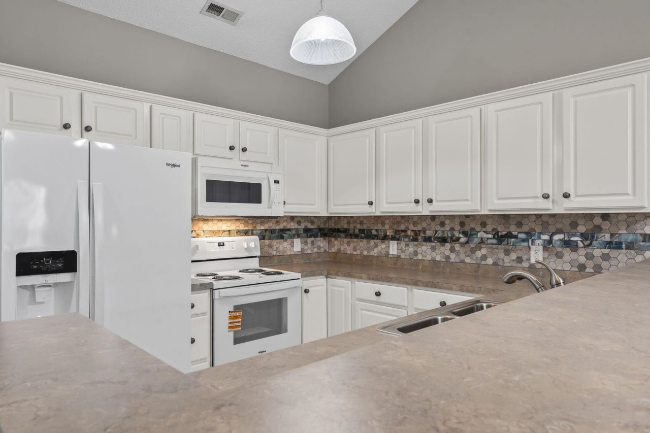 142 Scotch Broom Dr. Photo 11