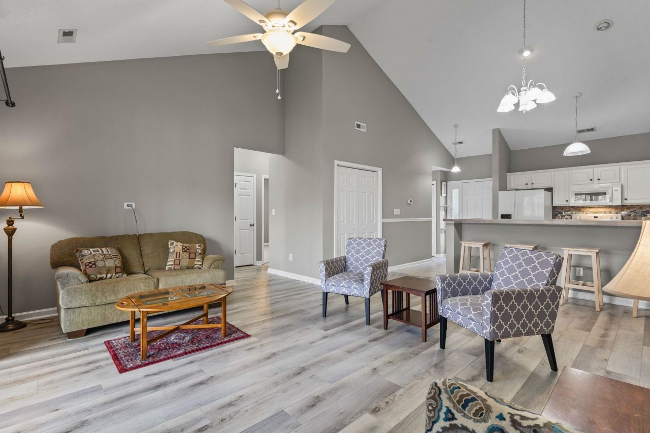 142 Scotch Broom Dr. Photo 17