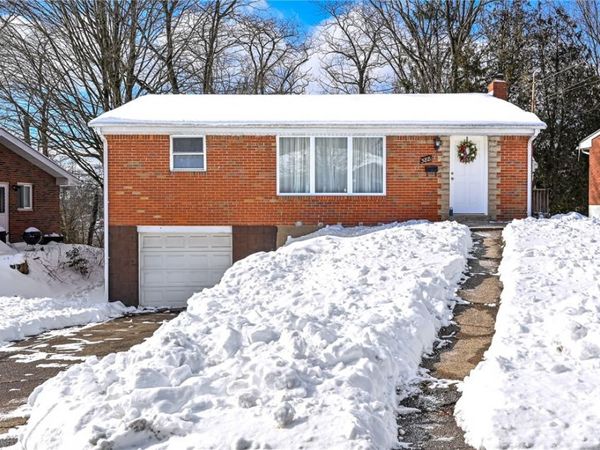 388 Collins Drive, Penn Hills, PA 15235