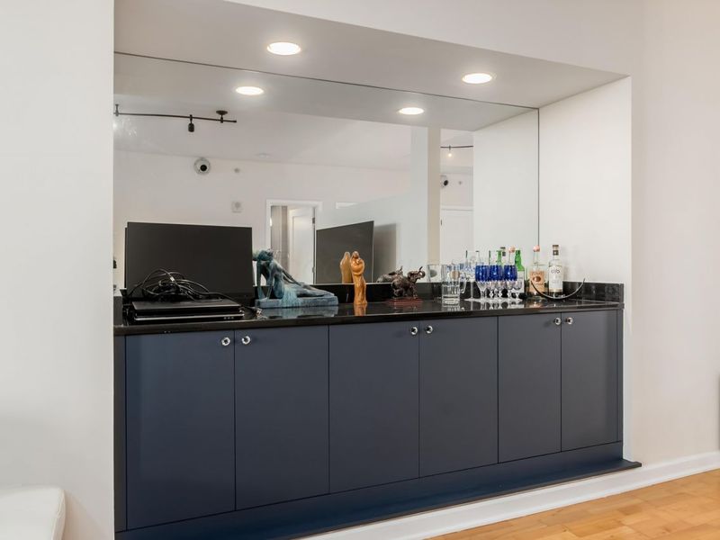 145 N High Street, Unit 400, Columbus, OH 43215 Photo 13