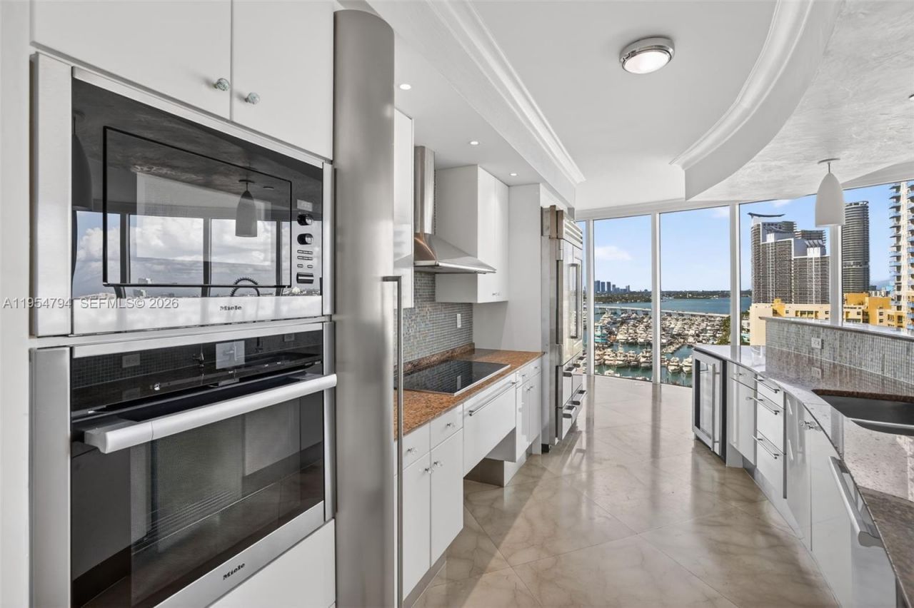 1000 S Pointe Dr, Unit 1501, Miami Beach, FL 33139 Photo