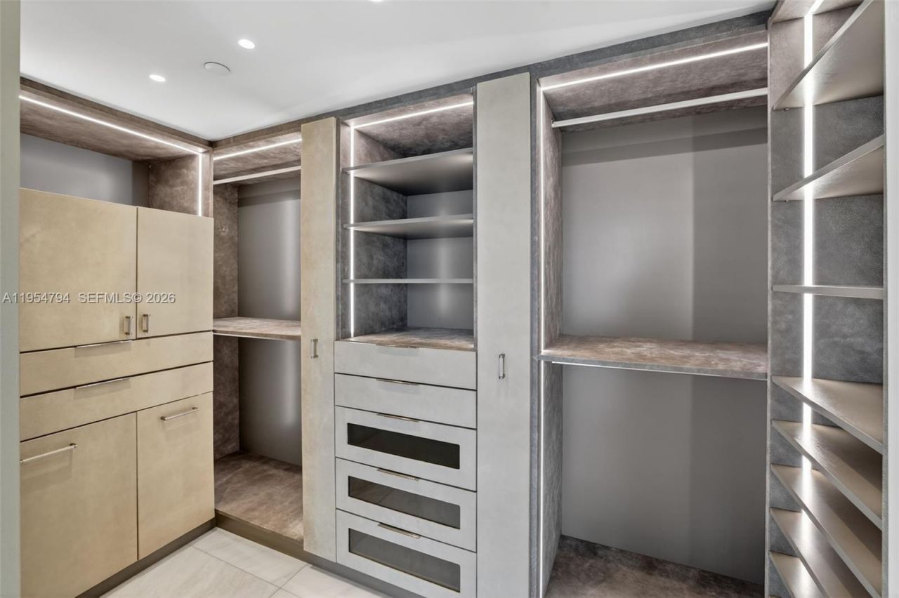 1000 S Pointe Dr, Unit 1501, Miami Beach, FL 33139 Photo