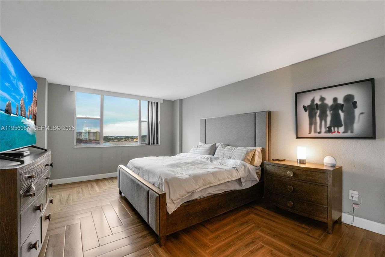 3850 Washington St, Unit 702, Hollywood, FL 33021 Photo