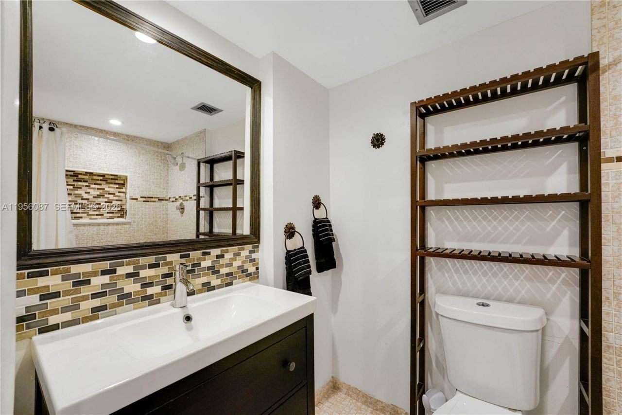 3850 Washington St, Unit 702, Hollywood, FL 33021 Photo