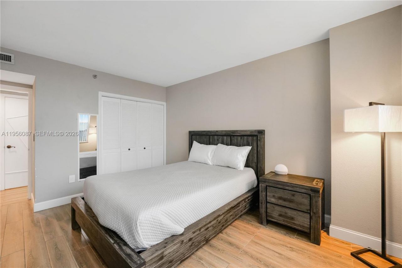 3850 Washington St, Unit 702, Hollywood, FL 33021 Photo