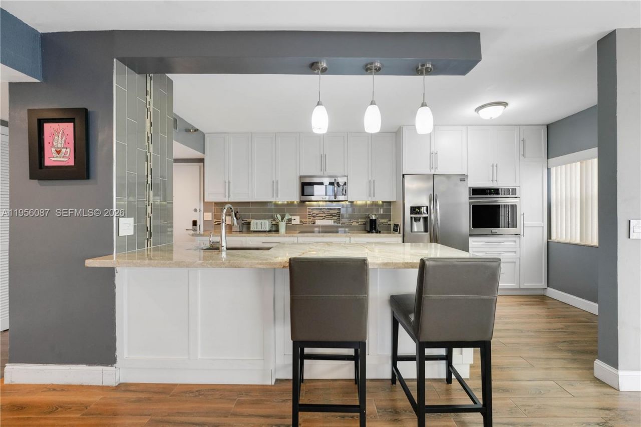 3850 Washington St, Unit 702, Hollywood, FL 33021 Photo