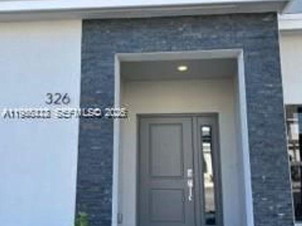 326 NE 1st Dr , Unit 326, Florida City, FL 33034