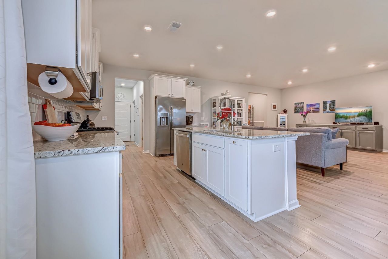 3016 Sistine St. Photo 28