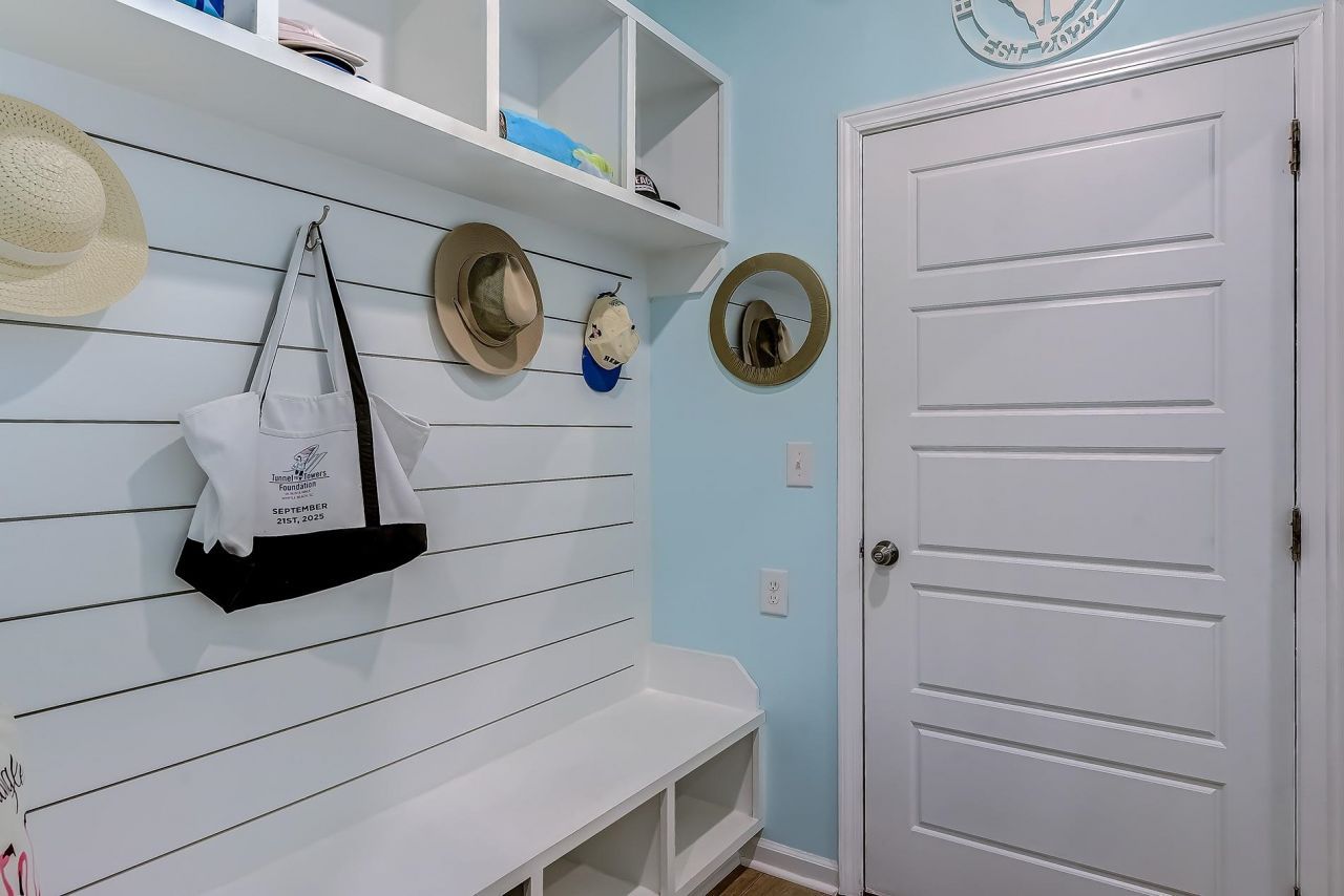 3016 Sistine St. Photo 33