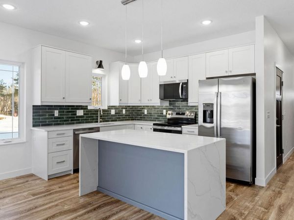 425 W 8th Street, Unit 19, New Richmond, WI 54017