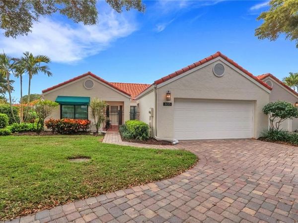 805 Reef Point CIR, NAPLES, FL 34108