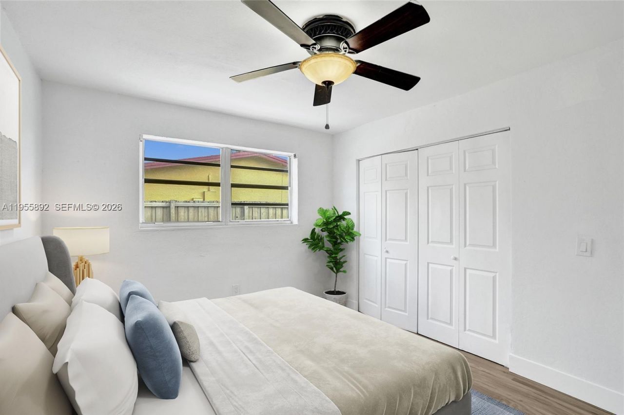 8649 W Long Acre Dr, Miramar, FL 33025 Photo