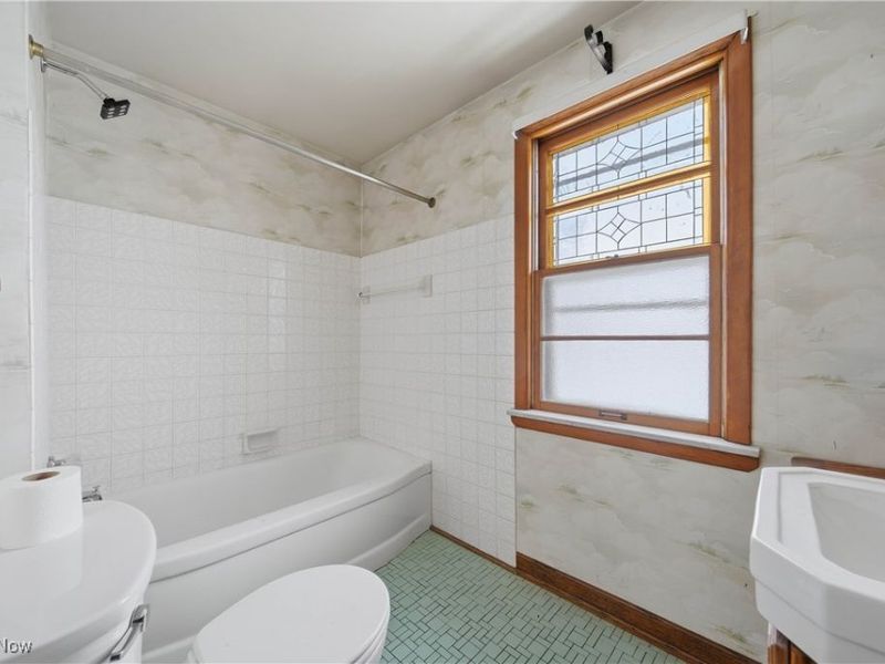 28759 Forest Road, Willowick, OH 44095 Photo 19