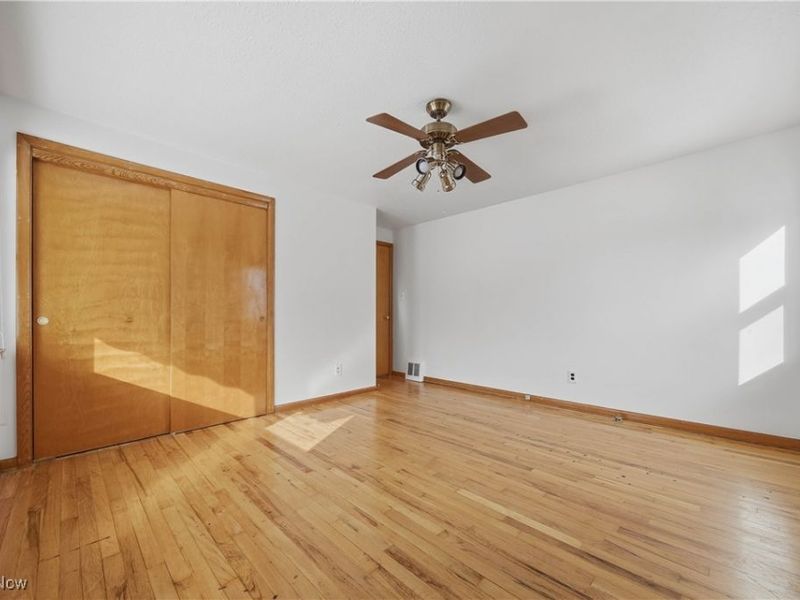 28759 Forest Road, Willowick, OH 44095 Photo 23