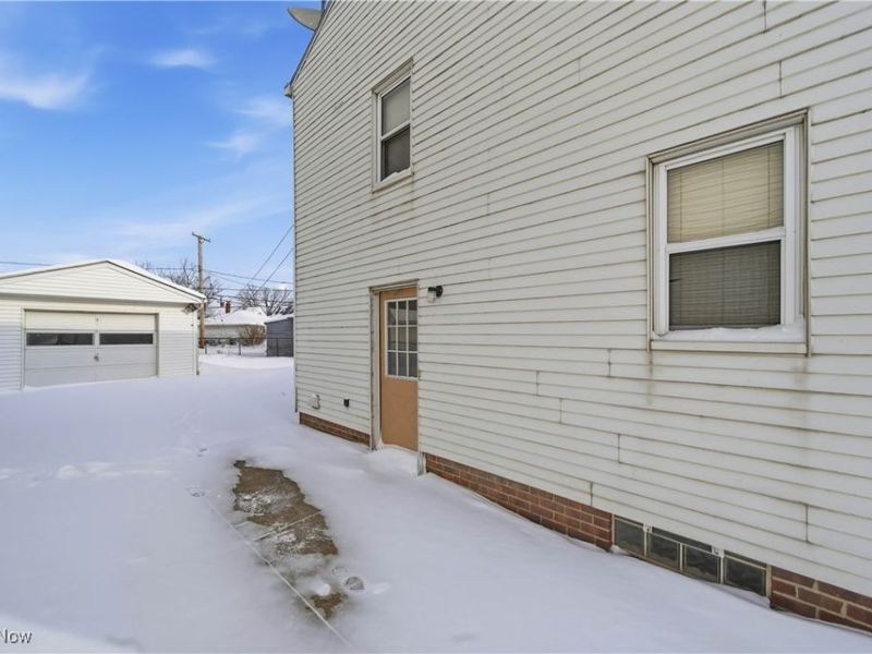 28759 Forest Road, Willowick, OH 44095 Photo 6