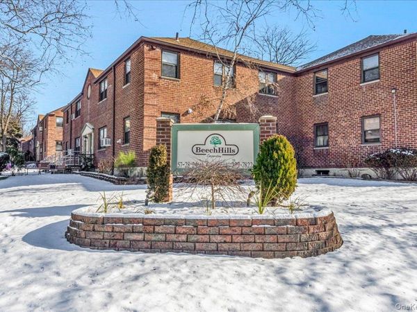 242-68 Horace Harding Expressway, Unit upper, Douglaston, NY 11362