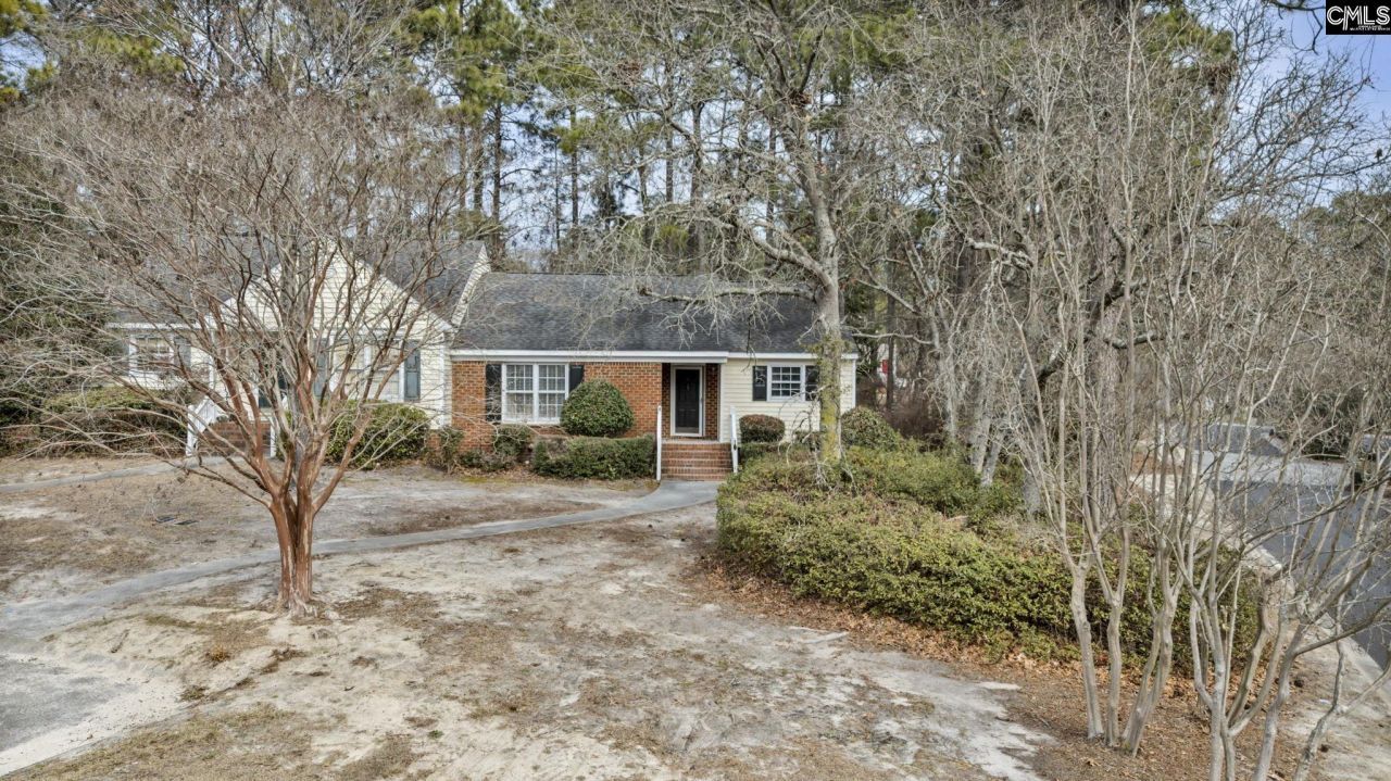 1 N Lake Pointe Drive  Photo 37