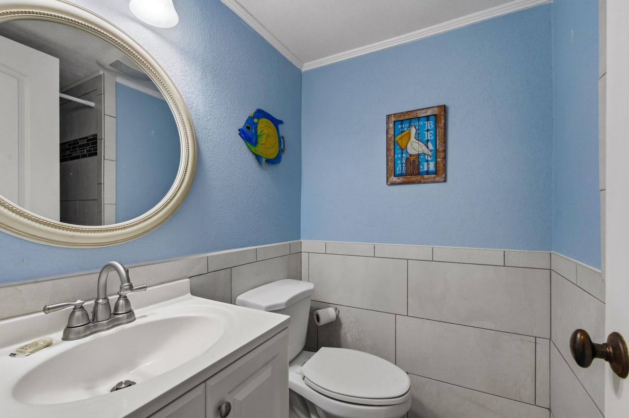 1012 N Waccamaw Dr. Photo 18