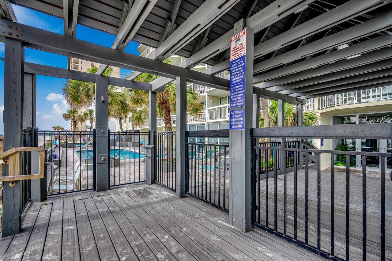 1012 N Waccamaw Dr. Photo 28