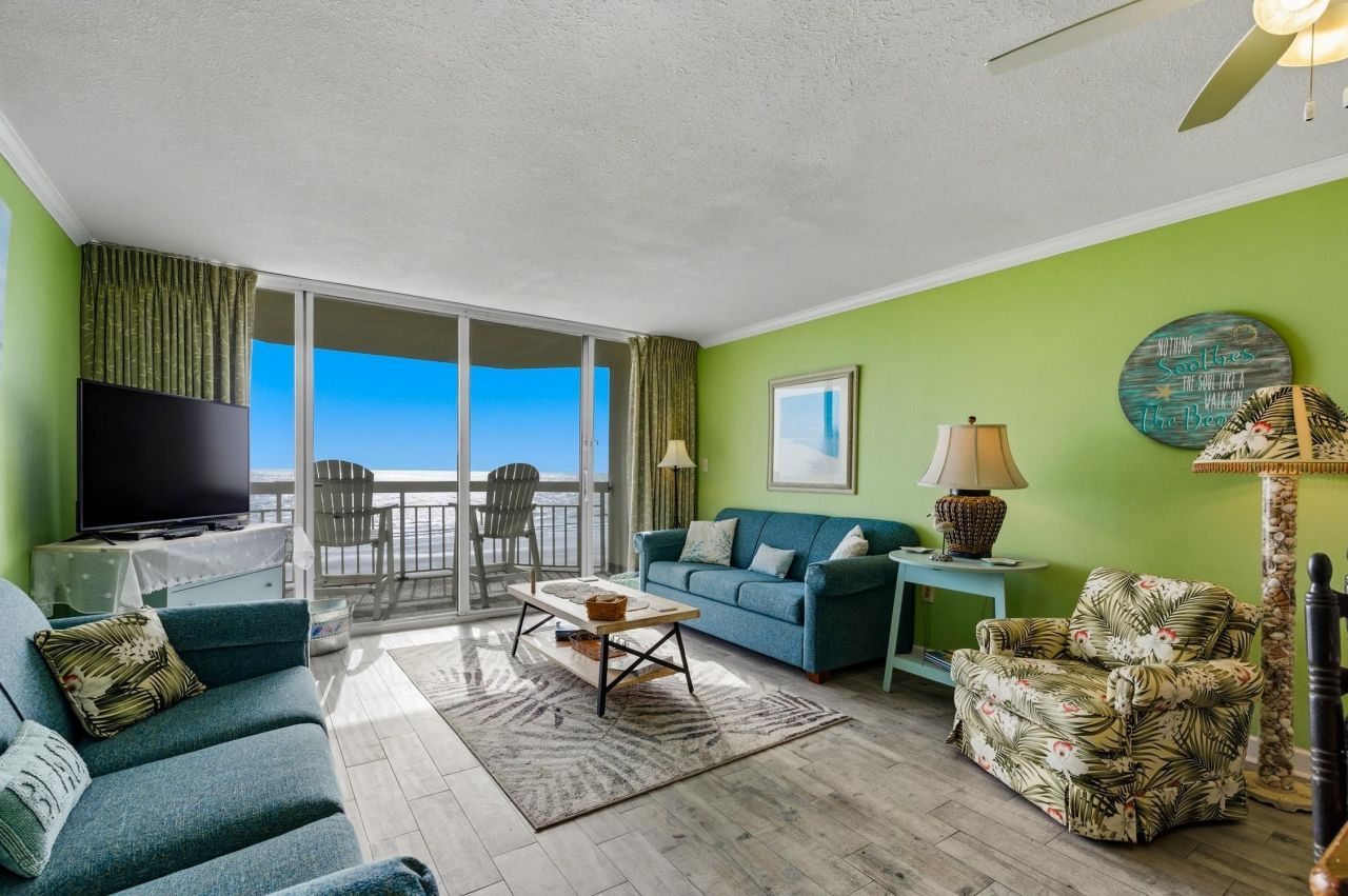 1012 N Waccamaw Dr. Photo 8