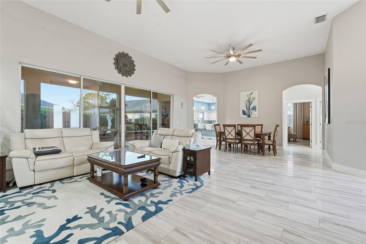 7212 Spur Court, Sarasota, FL 34243 Photo