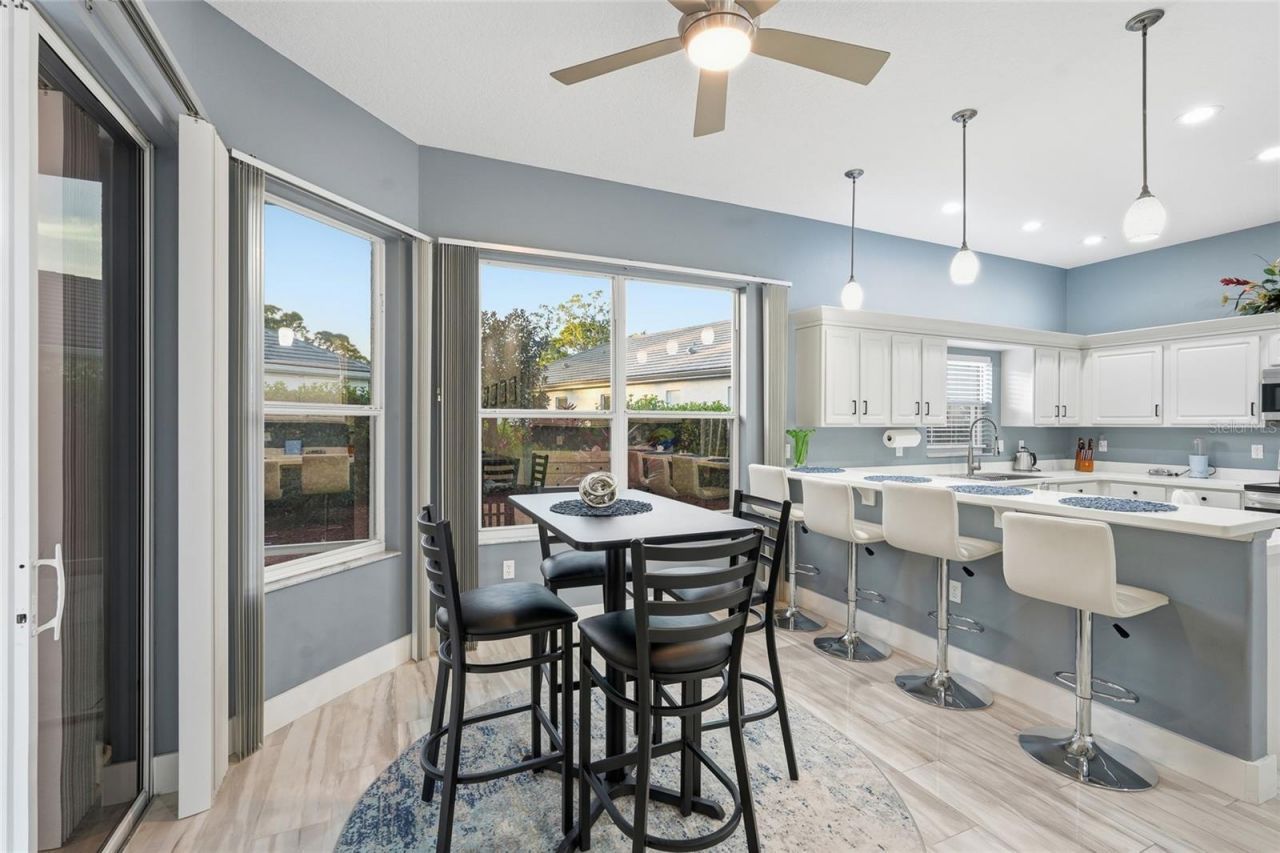 7212 Spur Court, Sarasota, FL 34243 Photo