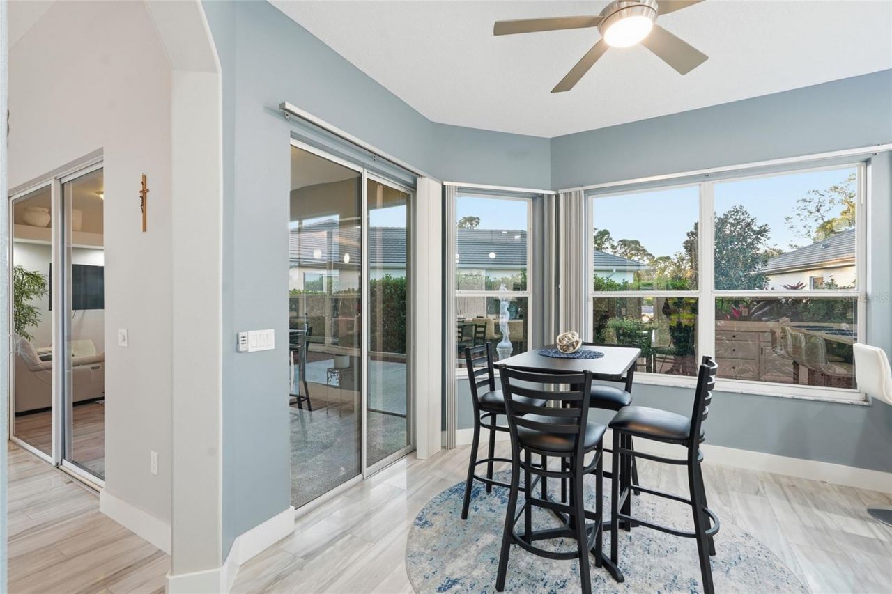 7212 Spur Court, Sarasota, FL 34243 Photo