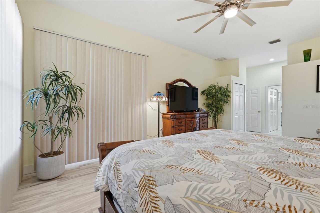 7212 Spur Court, Sarasota, FL 34243 Photo