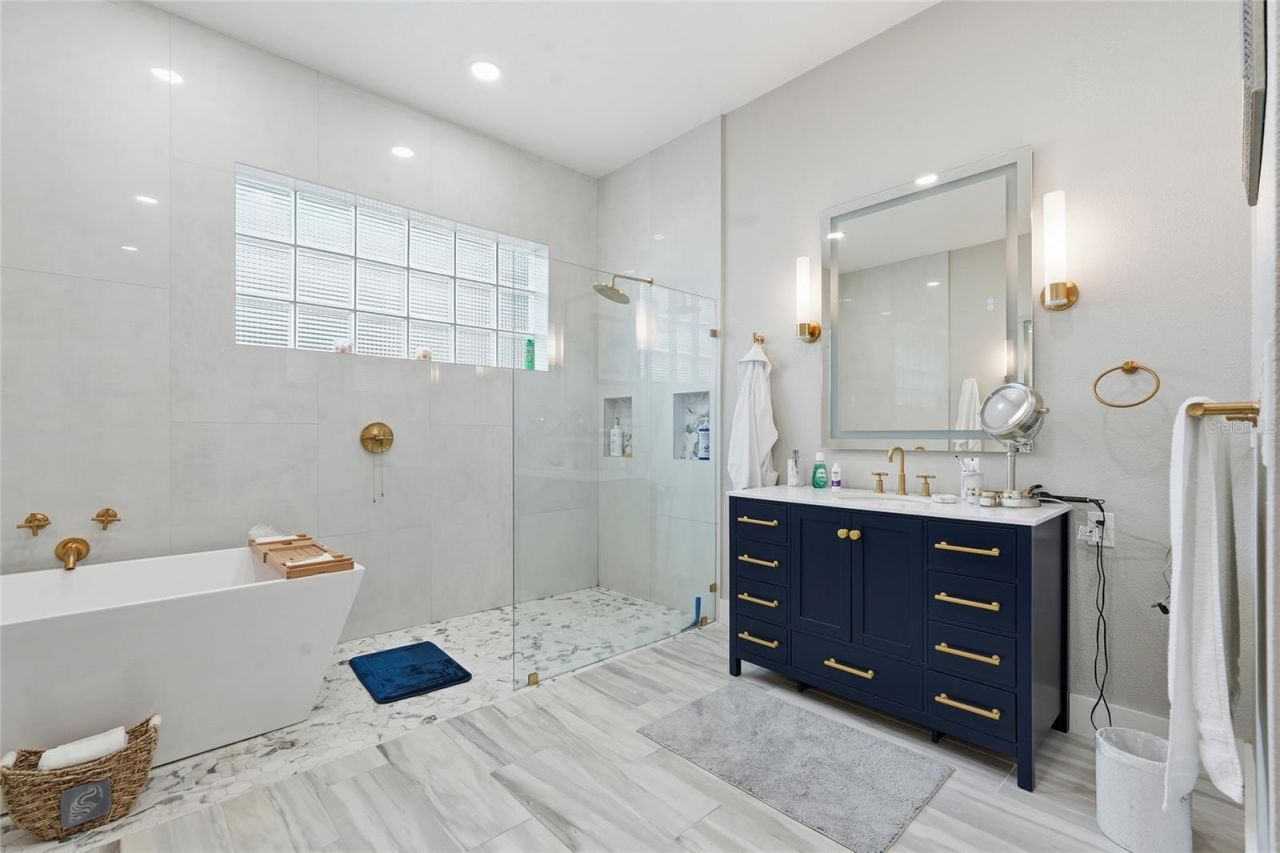 7212 Spur Court, Sarasota, FL 34243 Photo