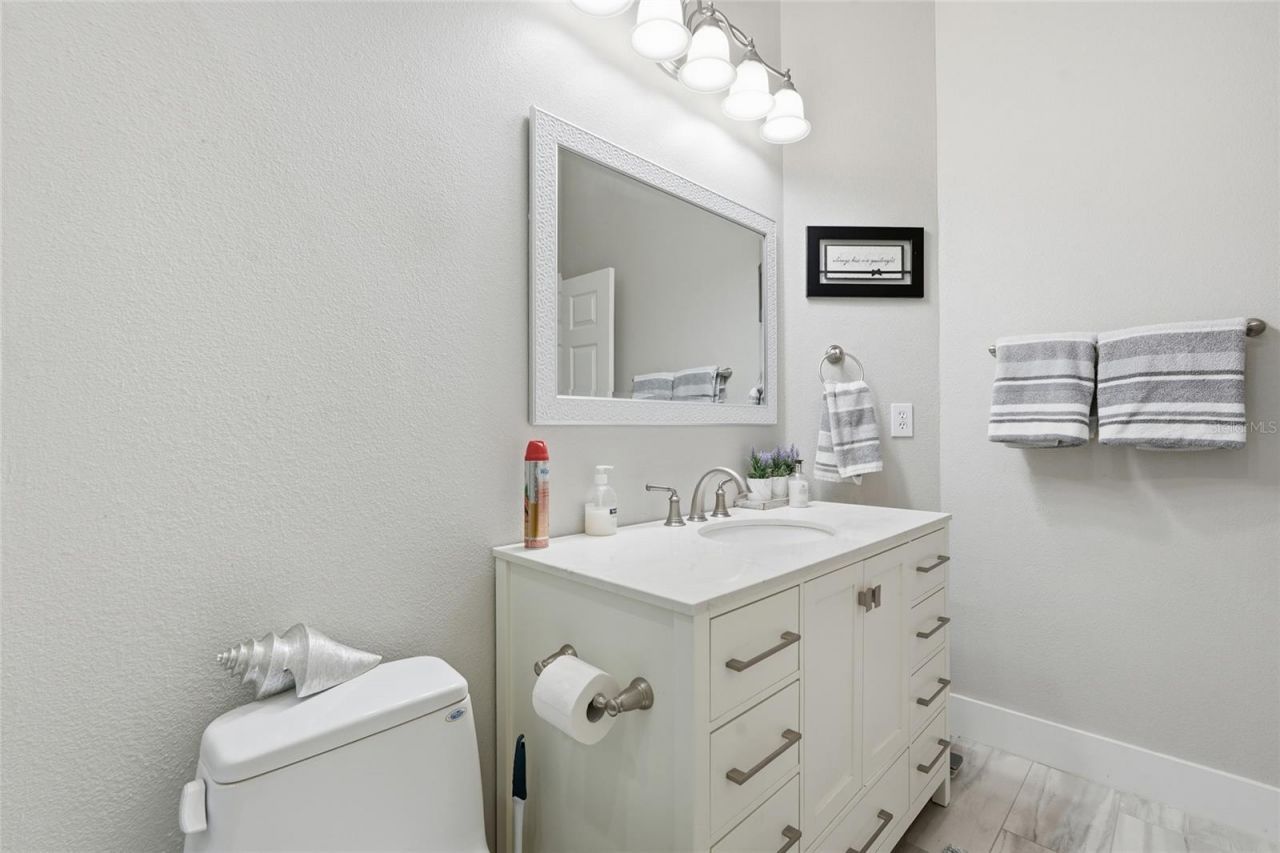 7212 Spur Court, Sarasota, FL 34243 Photo