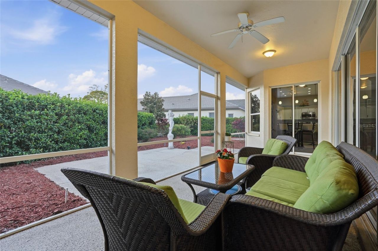 7212 Spur Court, Sarasota, FL 34243 Photo