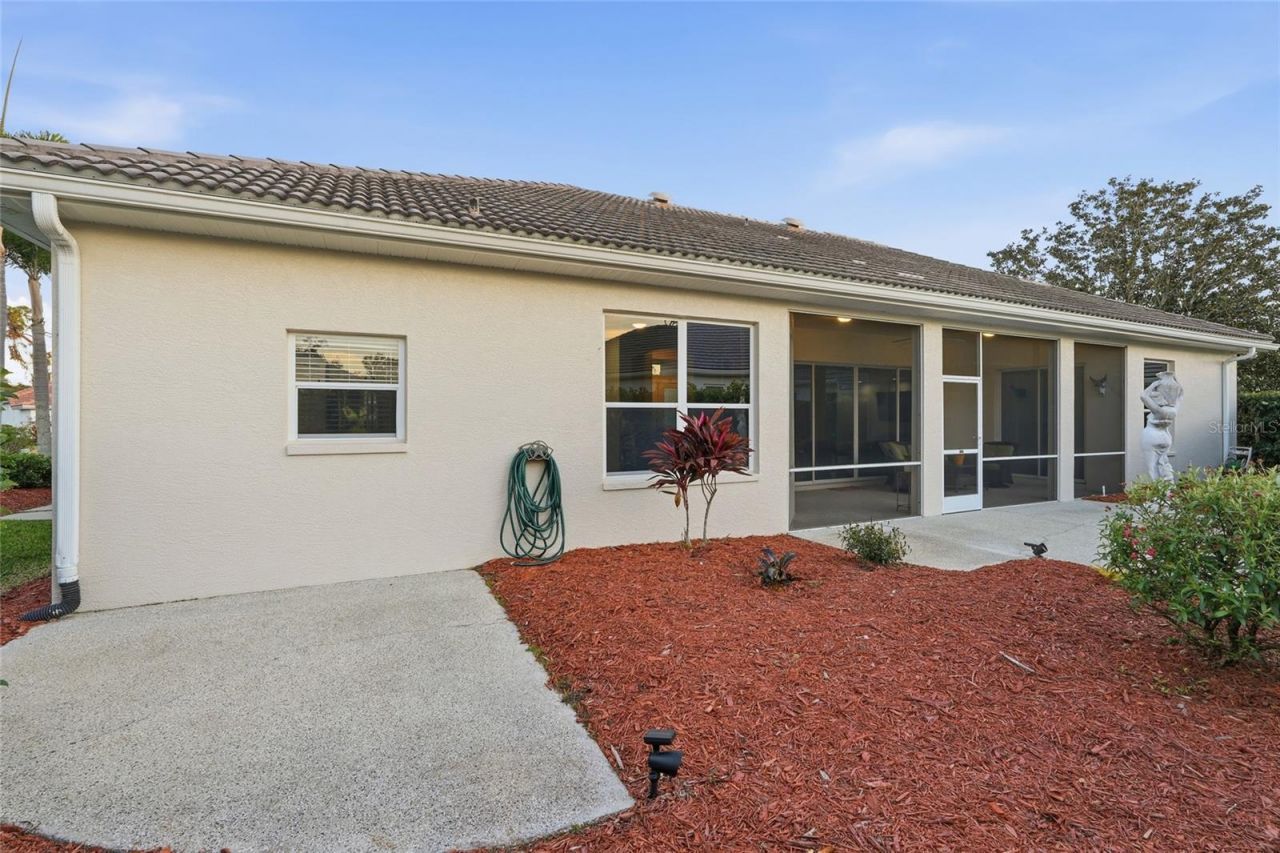 7212 Spur Court, Sarasota, FL 34243 Photo