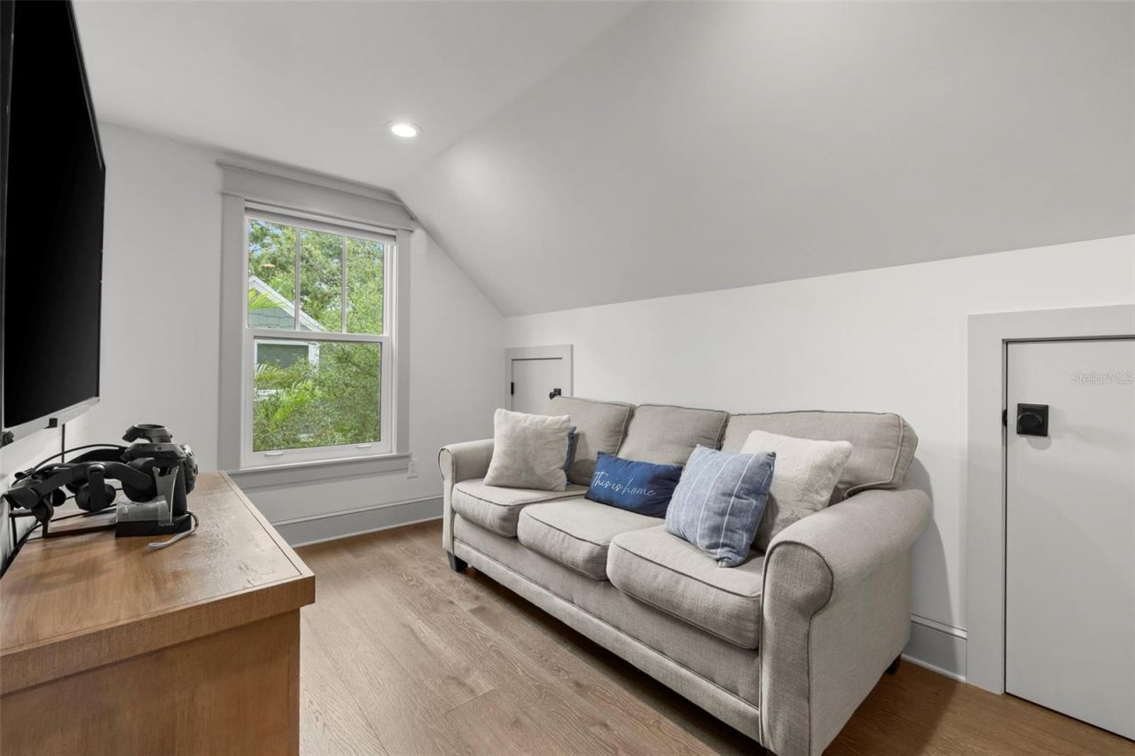 2420 14th Street N, Saint Petersburg, FL 33704 Photo