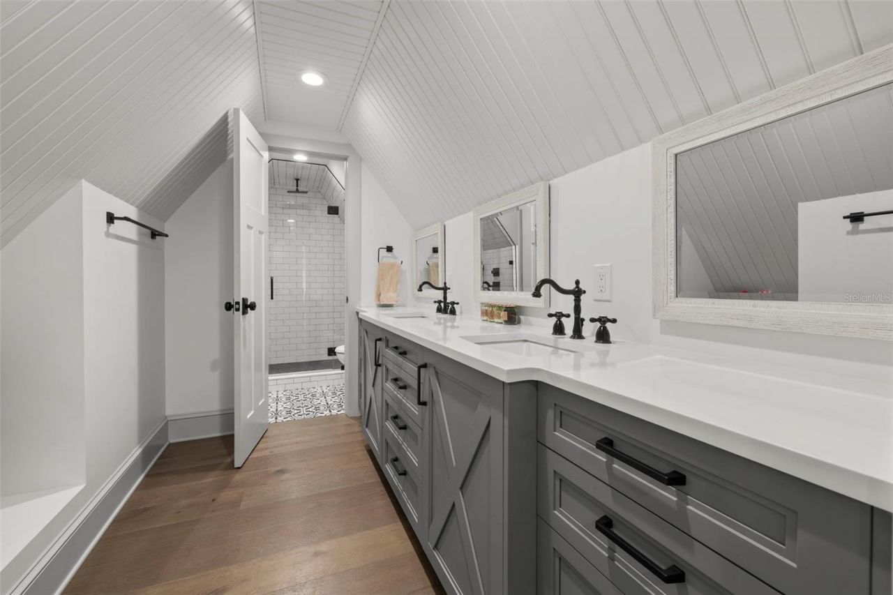 2420 14th Street N, Saint Petersburg, FL 33704 Photo