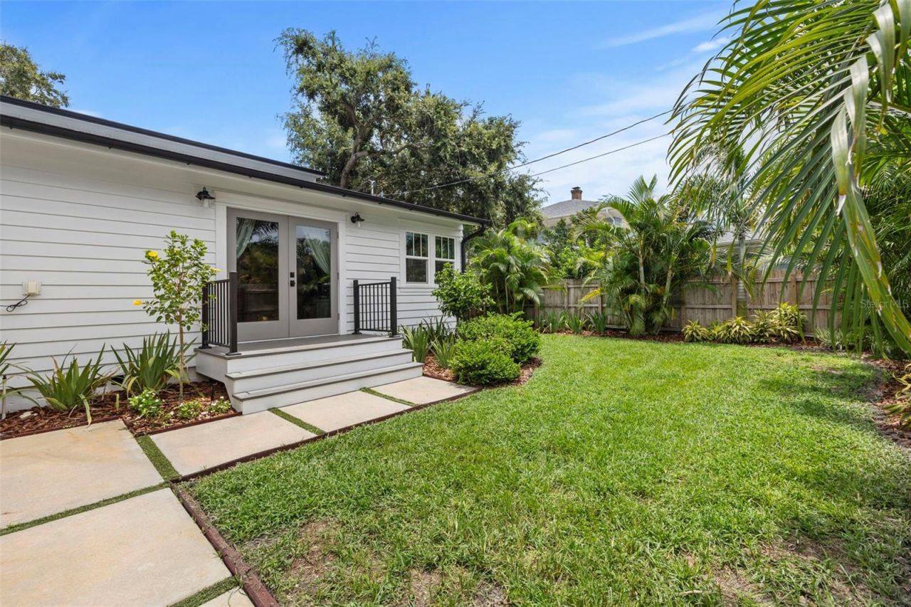 2420 14th Street N, Saint Petersburg, FL 33704 Photo
